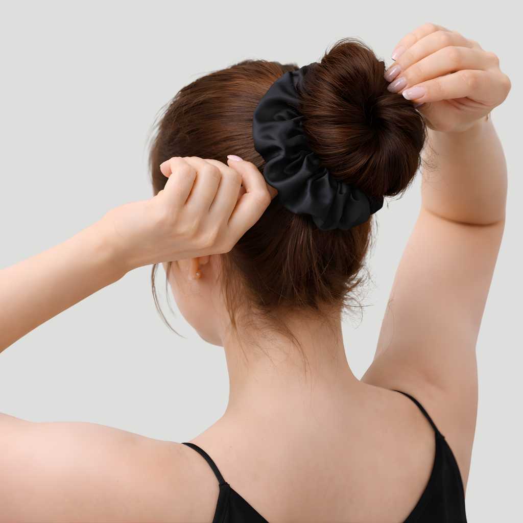 Silk Scrunchie (4cm)